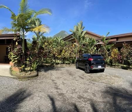 Aunty Arenal Lodge La Fortuna المظهر الخارجي الصورة